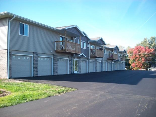 Building Photo - Watertown Park Apartments