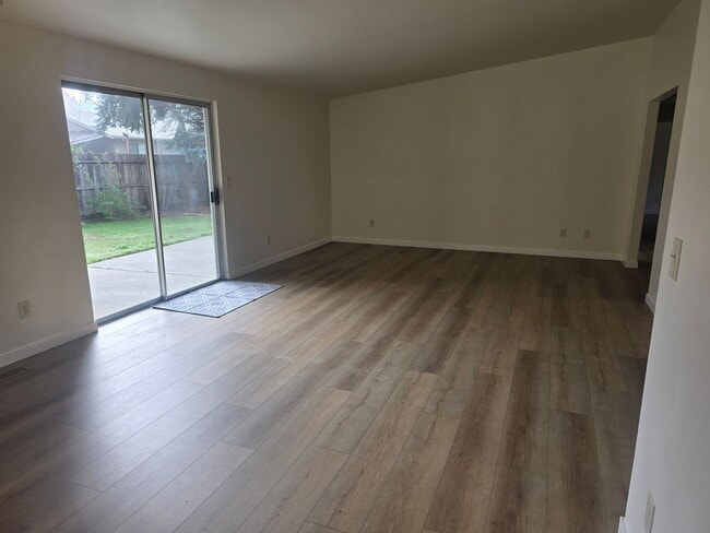 Photo - 3 bed 2 bath Single Home for Rent in Grant...