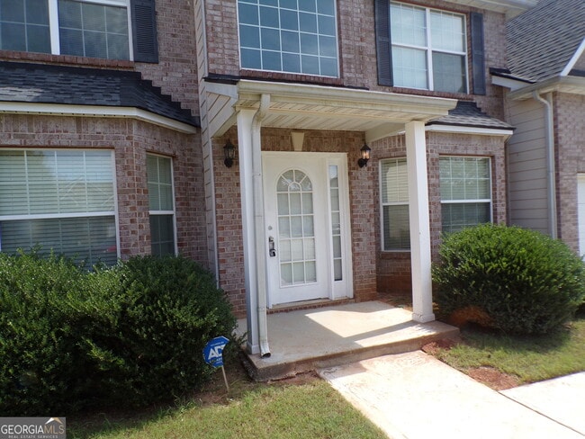 Photo - 1527 Paceville Ct NE