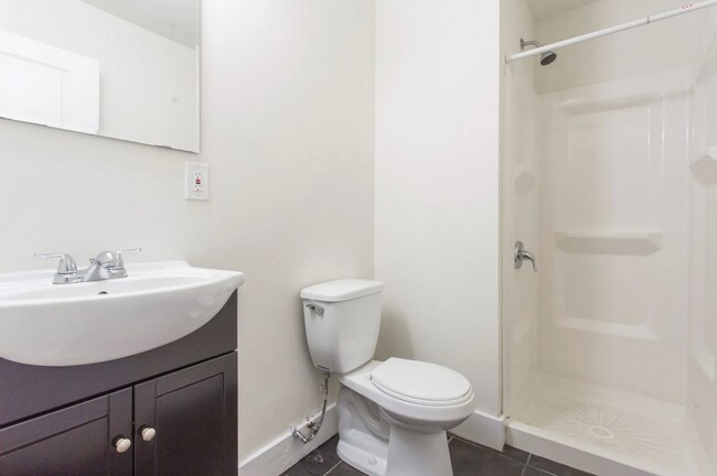 Photo - 1706 Fontain St Unit 1