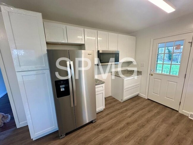 Photo - 612 Landfair Dr