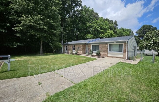 Photo - 3413 Newport Dr