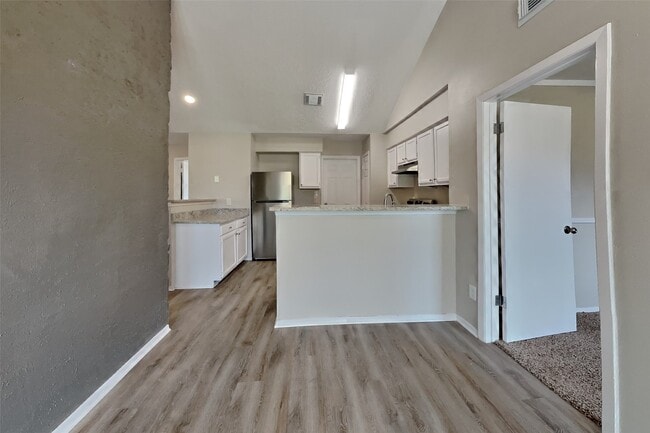 Photo - 10107 King Ranch Ln