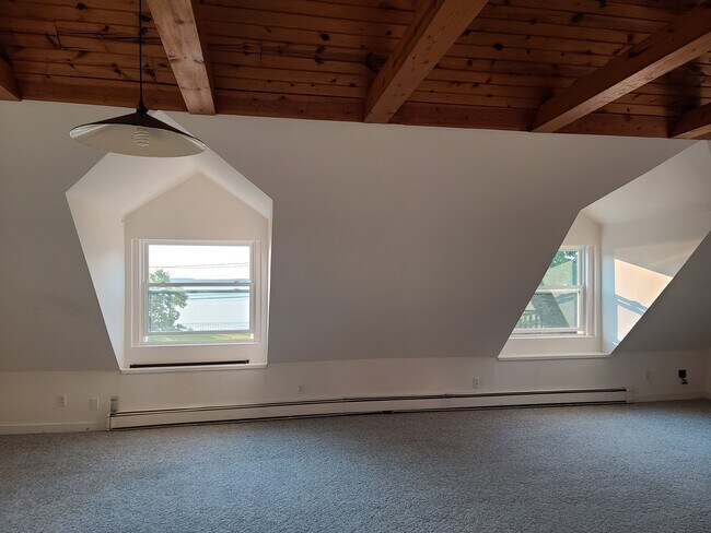 Photo - 729 E Gorham St Unidad 3