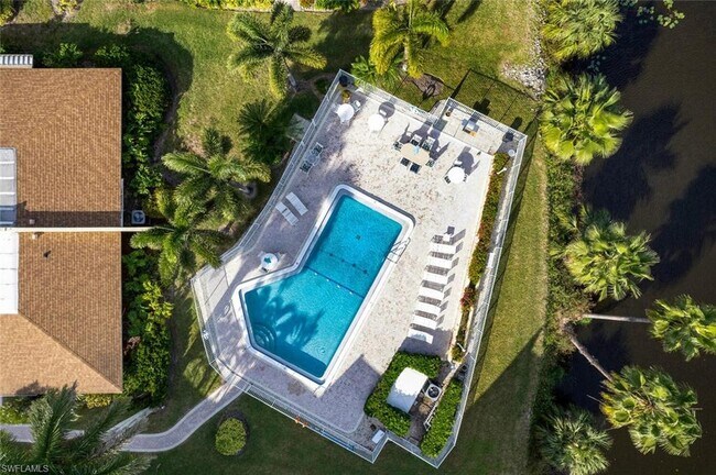 community pool - 925 Palm View Dr Condo Unit C-111