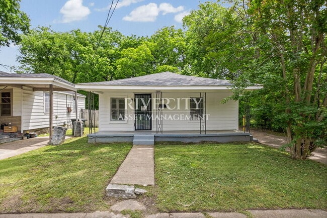 Photo - A MUST SEE IN 38108 !!!! SECTION 8 WELCOMED !!!!!! GIVE US A CALL !!!!!
