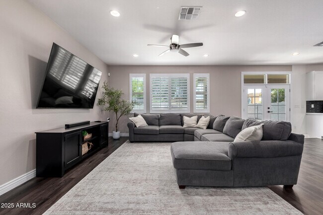 Photo - 2510 E Fawn Dr