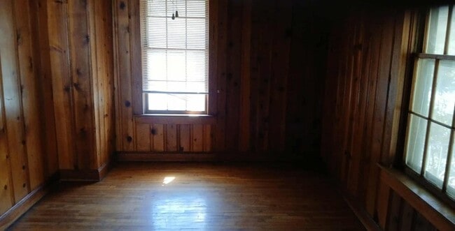 Photo - 114 Cedar St