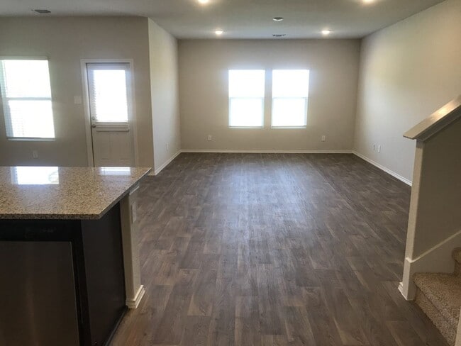 Photo - Beautiful Brand New Home in Arroyo Ranch
