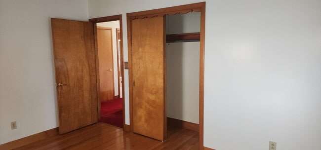 Photo - 561 Chicago St