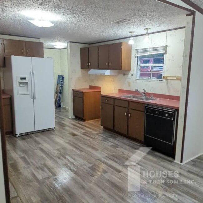 274 Double Bridge Rd