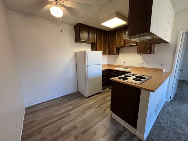 Second Month Free! Welcome Home to La Casa... - Second Month Free! Welcome Home to La Casa... Unidad 50