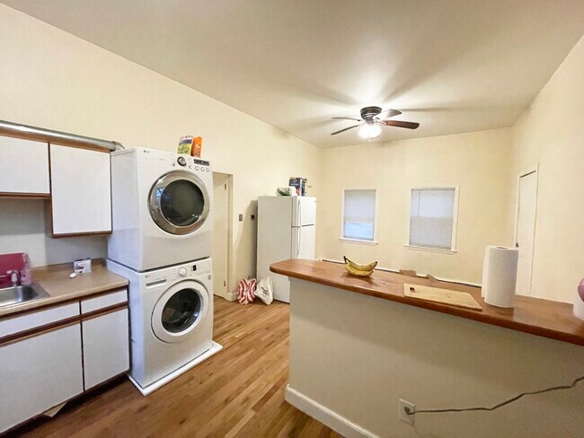 Photo - 29 Spring Garden St Unit 1