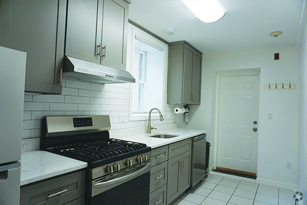 Building Photo - 23 Lambert St Unit 1R Rental