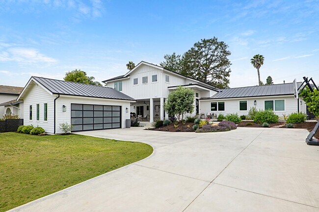 Building Photo - Encinitas Coastal Farmhouse + Private ADU