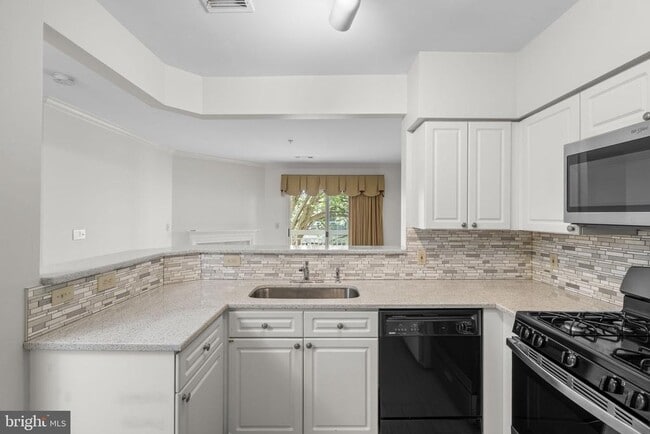 Photo - 12915 Alton Square Unit 213