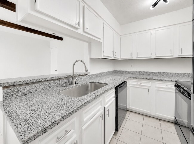 13517 Castilian Dr Unit 1