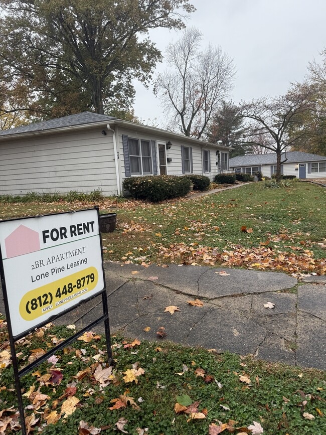 Photo - 910 N Meridian St Rd