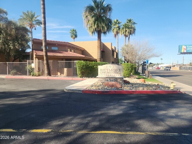 Building Photo - 2625 E Indian School Rd Unit 213