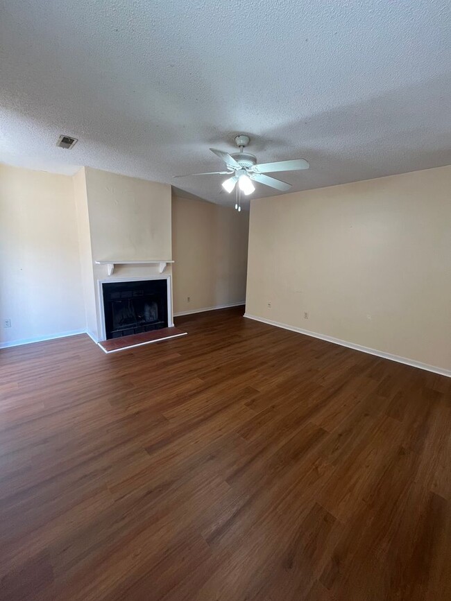 Photo - Charming 2 Bedroom