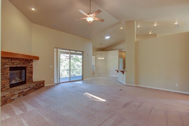 Photo - Yavapai Hills with 3 Car Garage