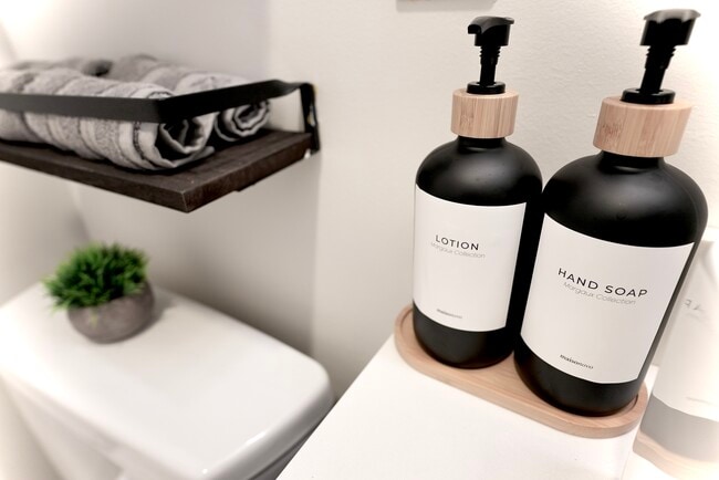 Photo - 4284 S Normandie Ln