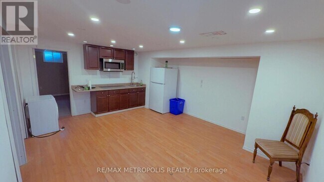 Photo - 1292 Ravencliffe Ct