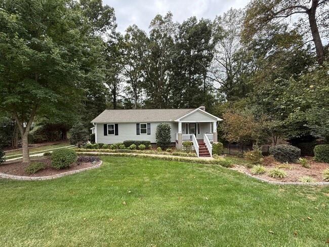Photo - **OFFERING WAIVED APPLICATION FEES & $250 ...