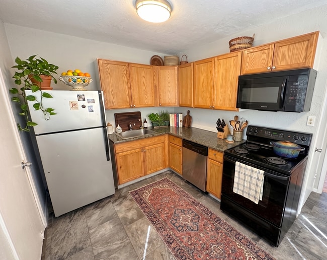 Photo - Updated 3 Bedroom Ranch with New Carpet, Fresh Paint, Fenced Yard & Basement!