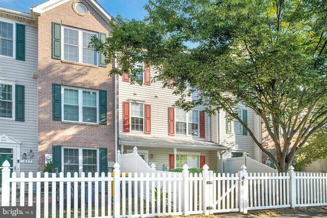 Photo - 1835 Watch House Cir S