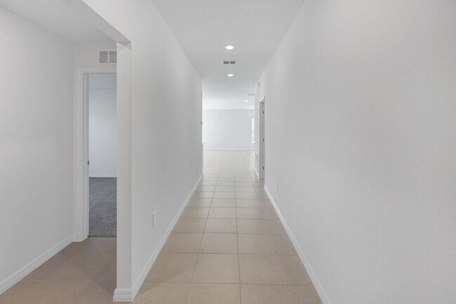 Photo - 2167 Lone Oak Ln