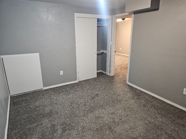 Photo - 3670 Kearney St