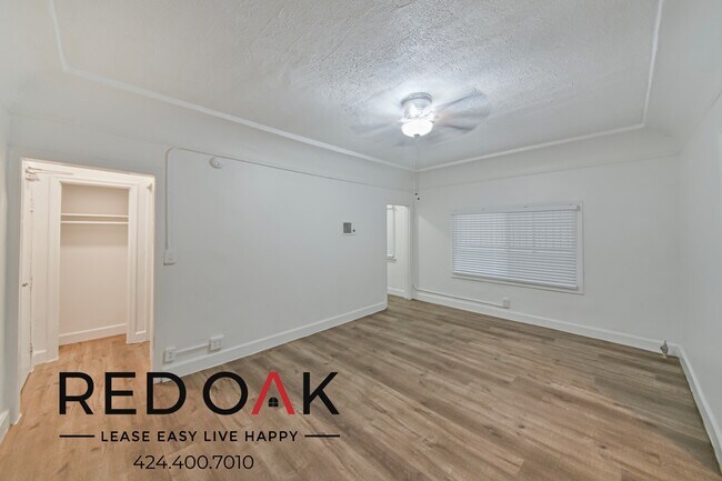 Photo - ~1 Month FREE~ Charming Studio with Stainl... Unidad 111