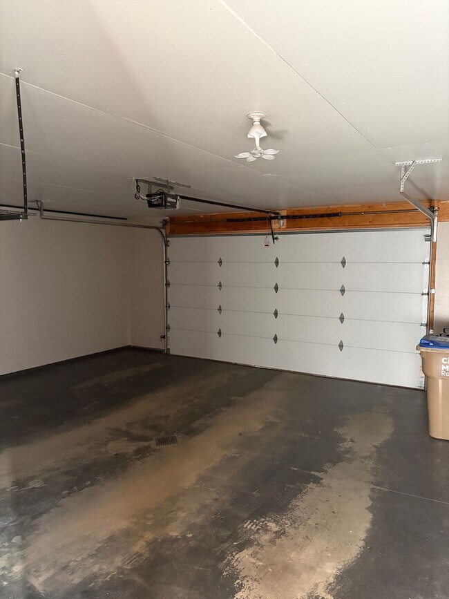 Photo - 4 Bedroom Townhome