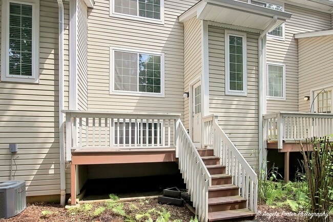 Photo - 259 W Whispering Oaks Ln