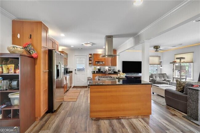 Photo - 1984 Mcjenkin Dr NE