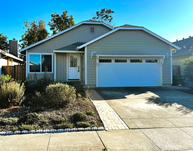 Photo - 1513 Mary Pl