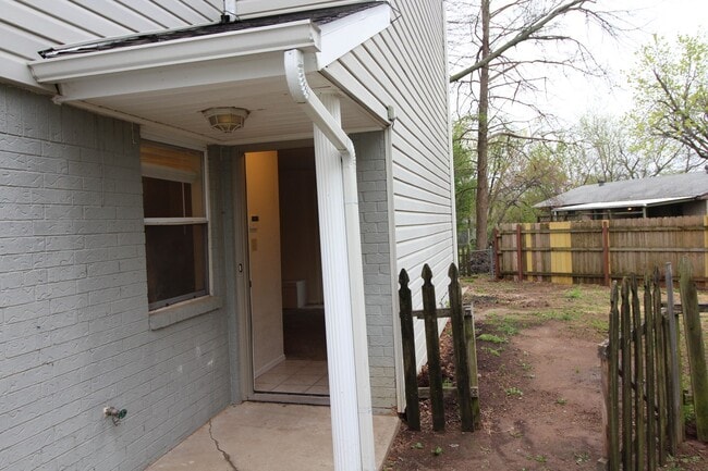 Photo - 1712-14 Jennifer Circle Unit 1712