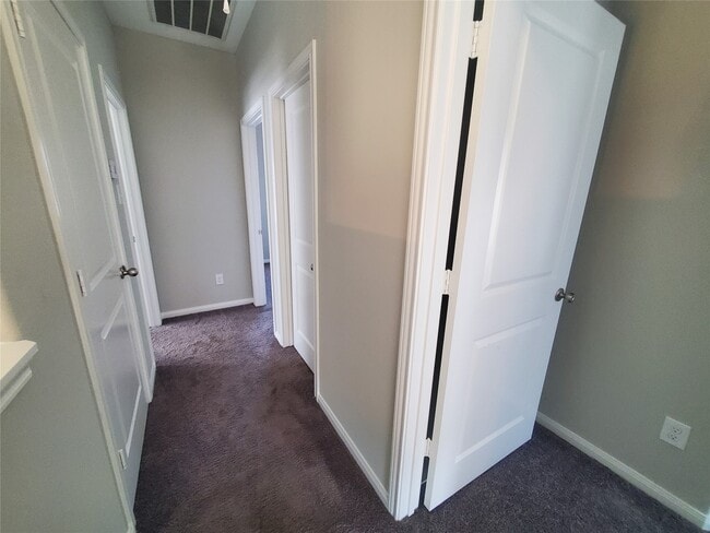 Photo - 1176 Rd 5102