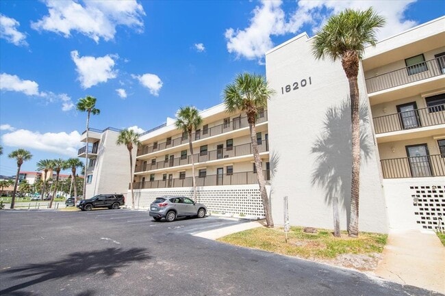 Building Photo - 18201 Gulf Blvd Unit 401