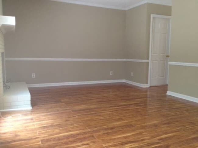 Photo - 220 Hembree Park Terrace