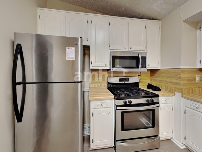 Photo - 3664 Stonewall Dr NW