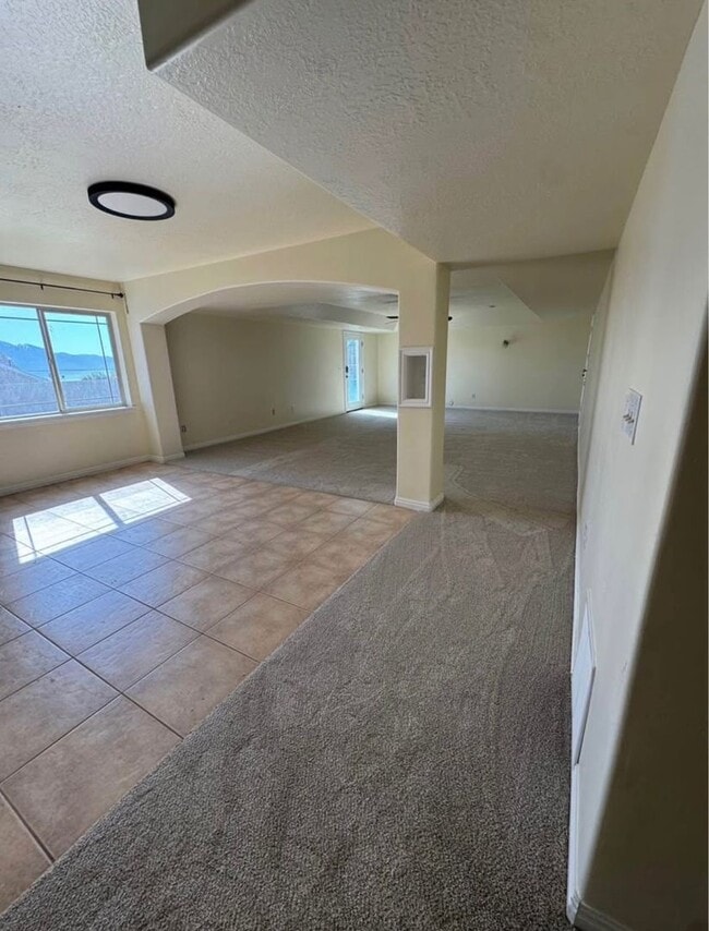 Photo - Beautiful Basement Apartment in Saratoga Springs - Available July!