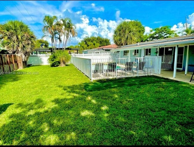 Photo - 2233 SE 13th St