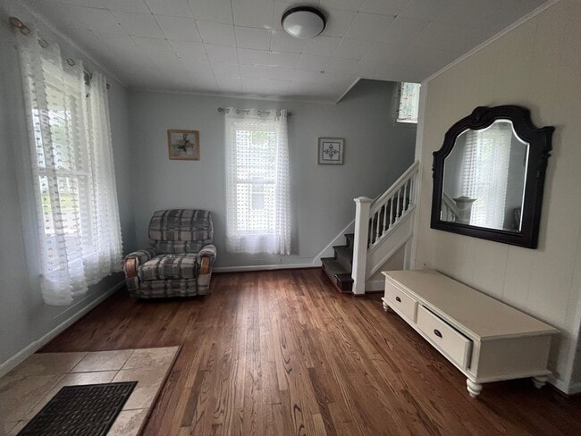 Building Photo - 1249 Vestal Ave Unit 1249 Vestal