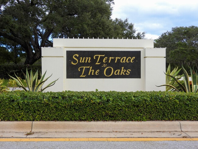 Building Photo - 1702 Silverleaf Oak Ct Rental