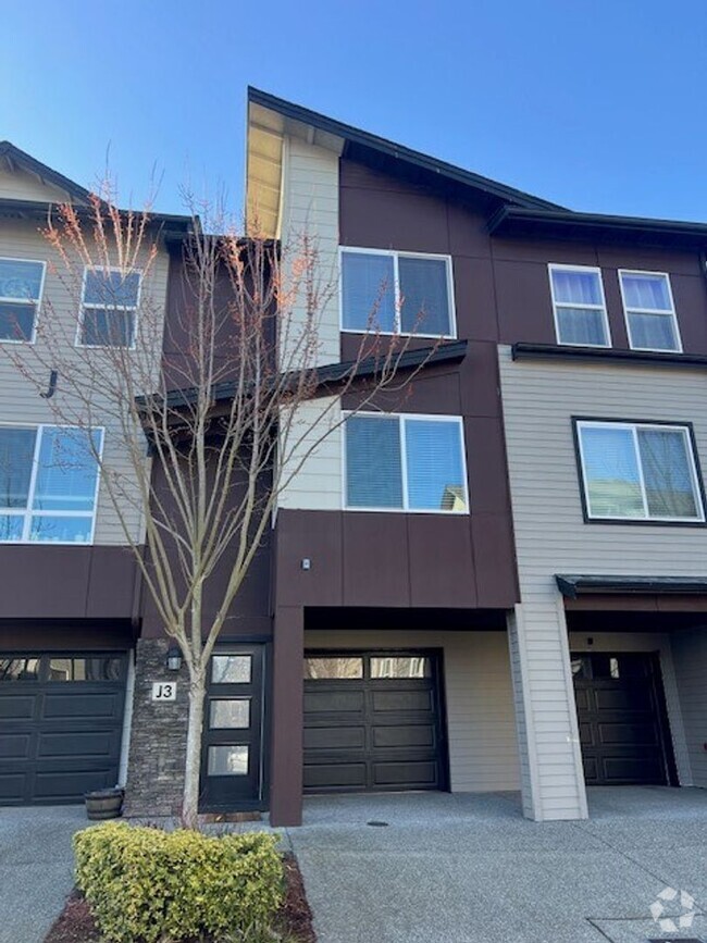 Building Photo - 3Bd/3Ba Lynnwood Townhouse