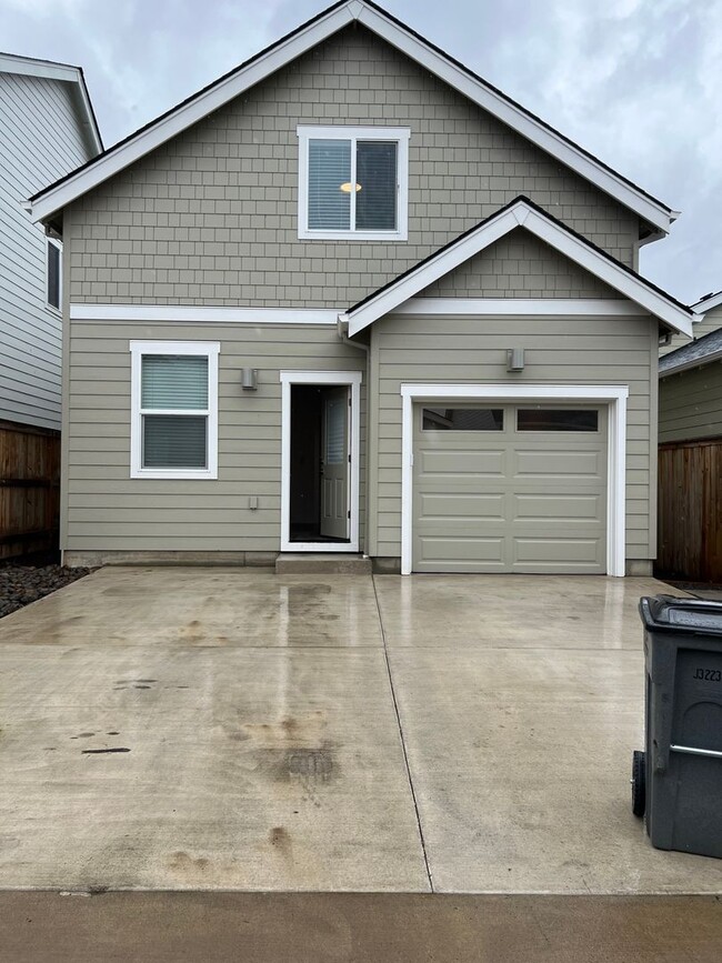 Photo - 3680 NE Jacob St