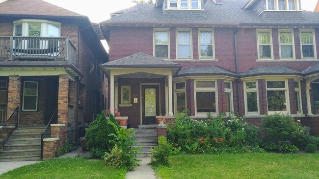 Photo - 3918 Commonwealth St House