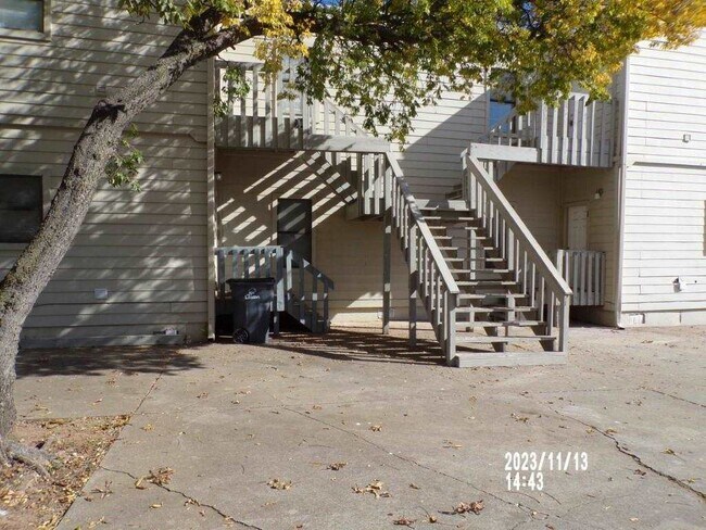 Photo - 210 SW 17th St Townhome